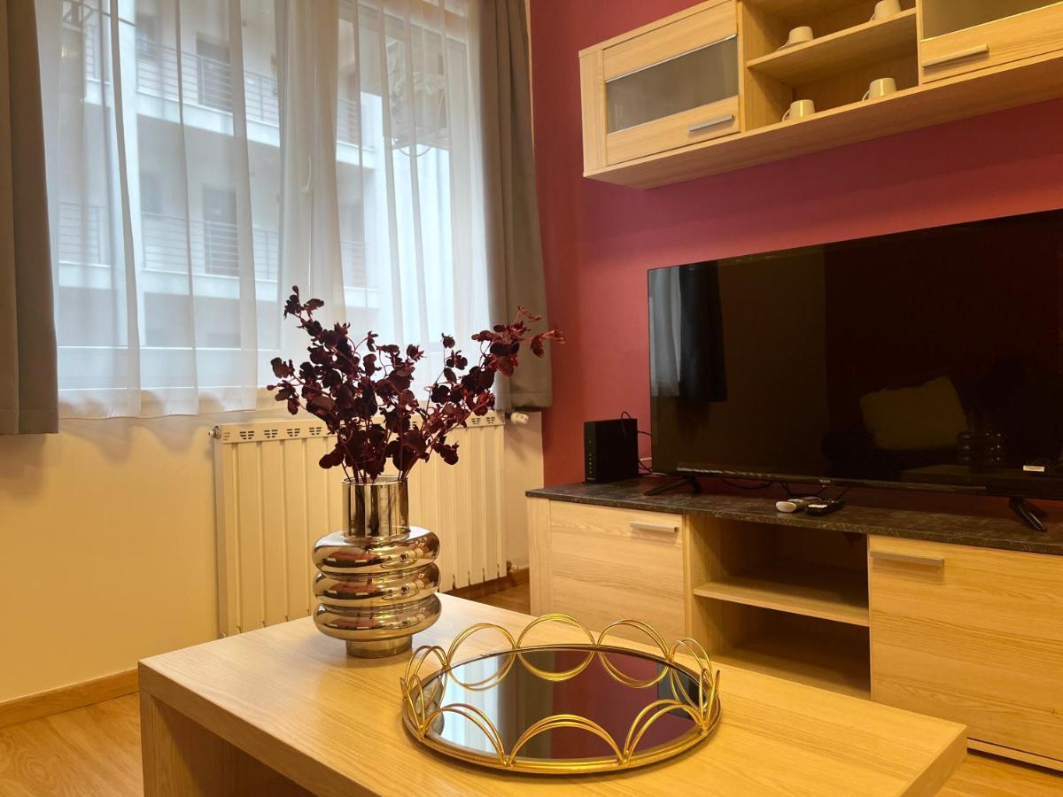 Corvin Pearl Deluxe Lägenhet Budapest Exteriör bild